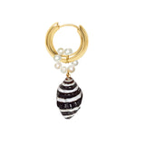 CAPRI SHELL EARRING IN BLACK / WHITE